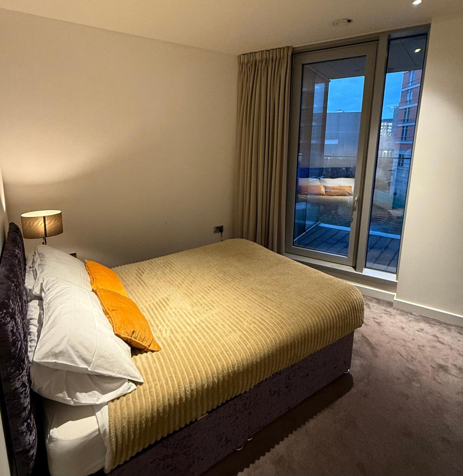 Luxury Modern 2 Bed Flat With Balcony And City View - Canary Wharf City Center Λονδίνο Εξωτερικό φωτογραφία